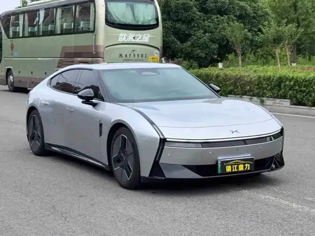 Xpeng P7