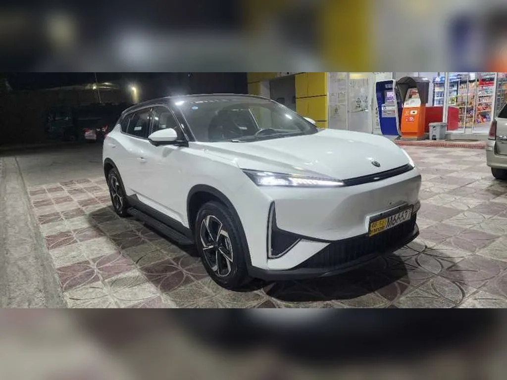 Dongfeng L7