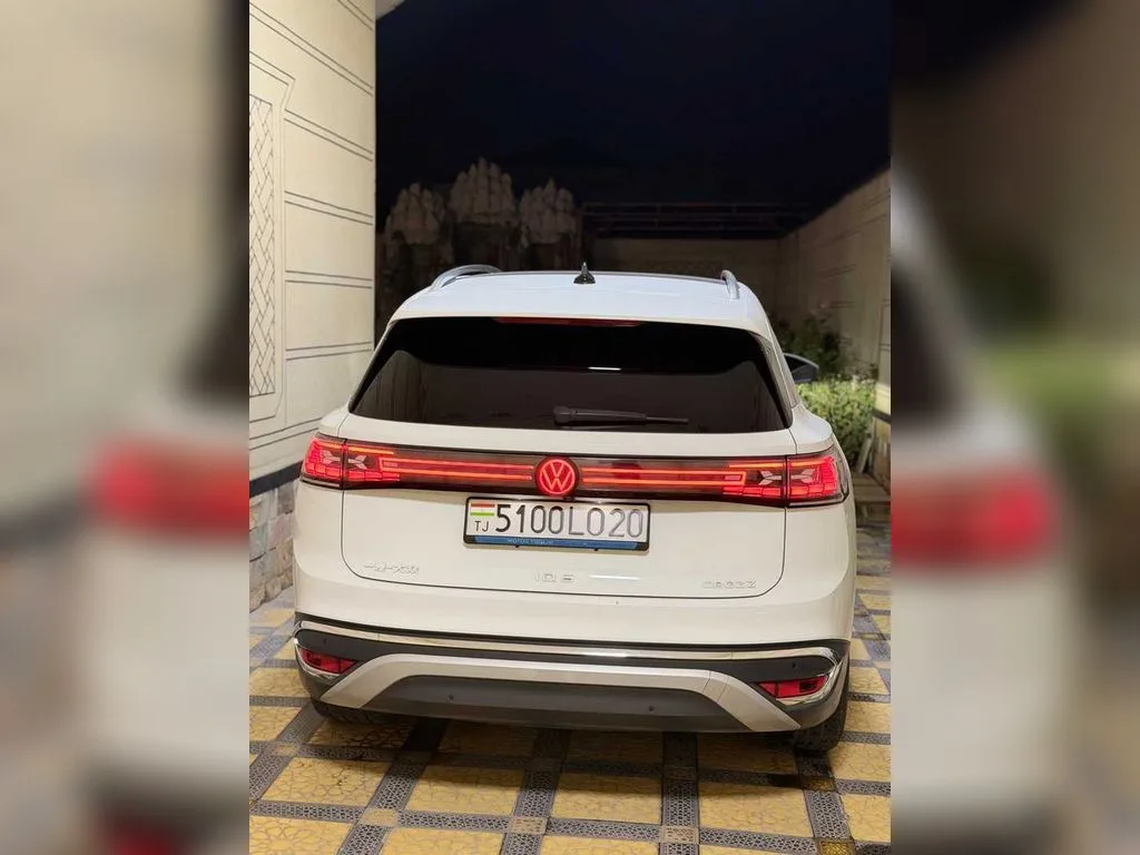 Volkswagen ID 6