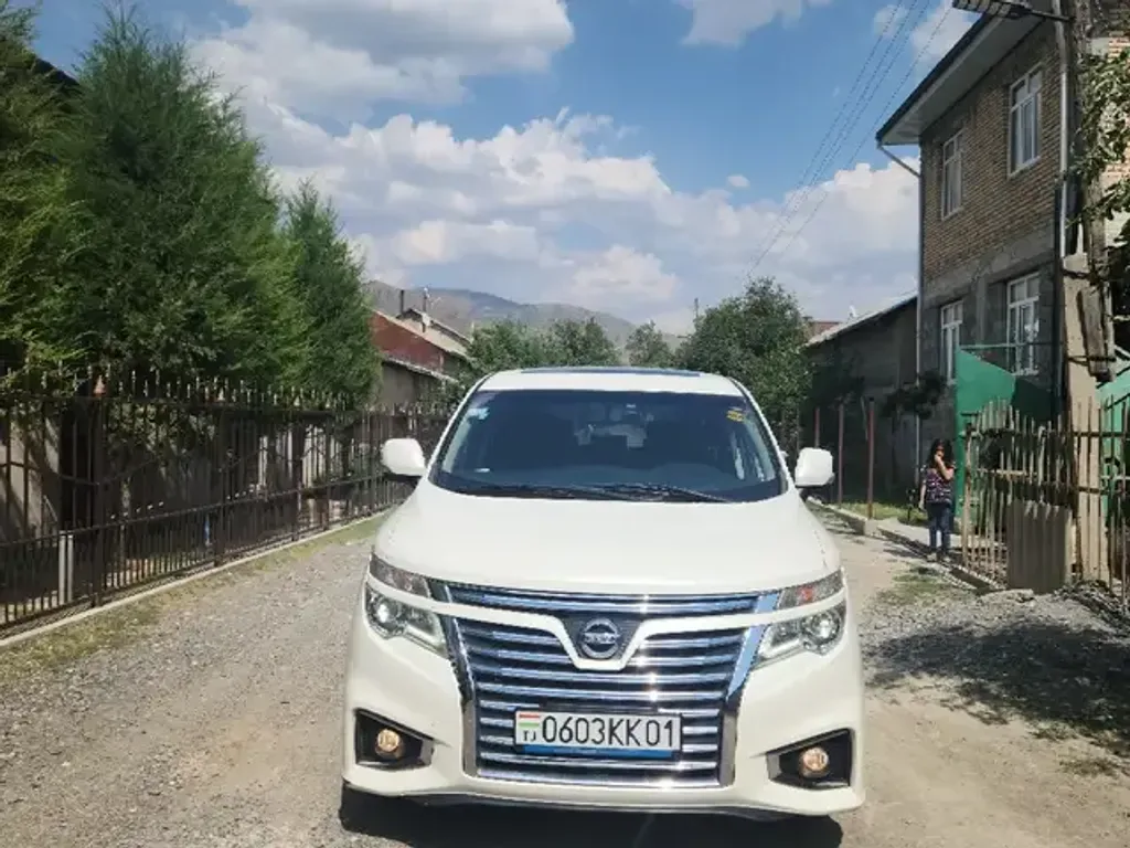 Nissan Elgrand