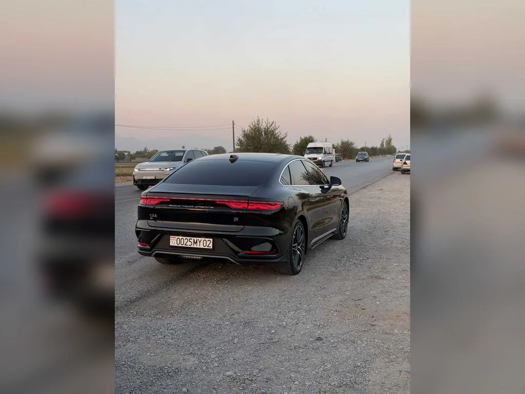 BYD Han EV