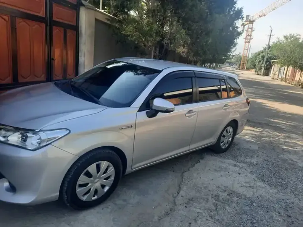 Toyota Fielder