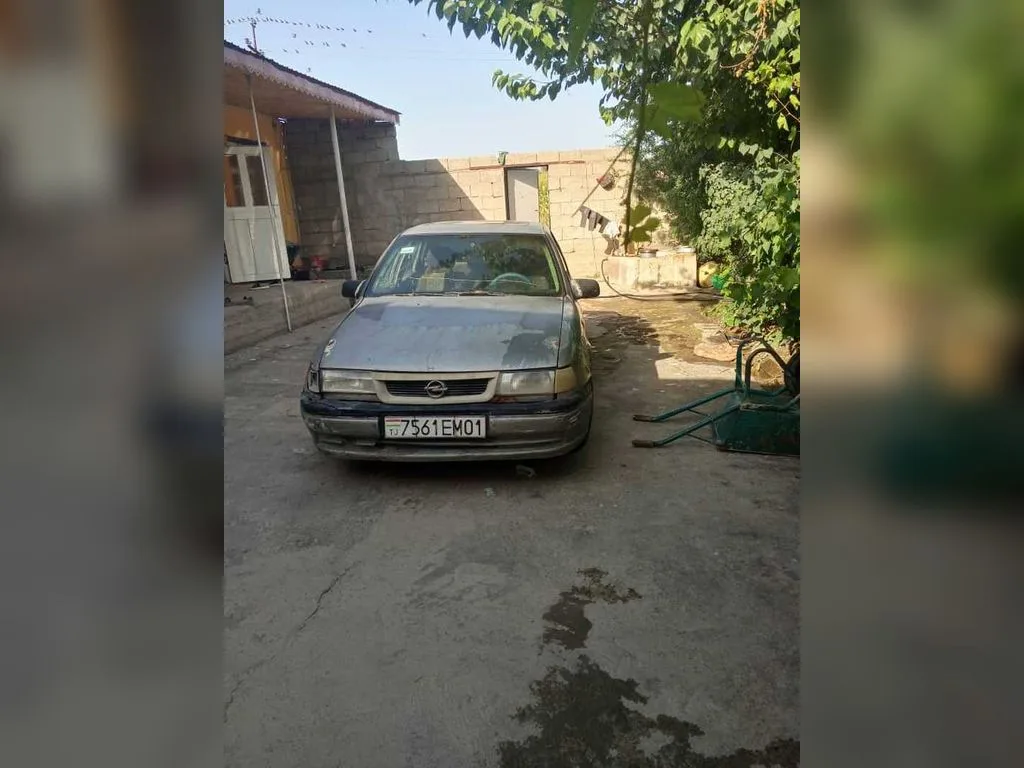 Opel Vectra A
