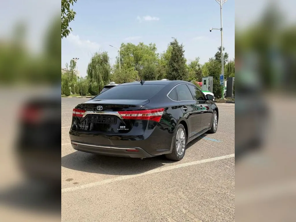 Toyota Avalon