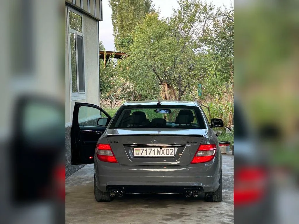 Mercedes-Benz C-Class