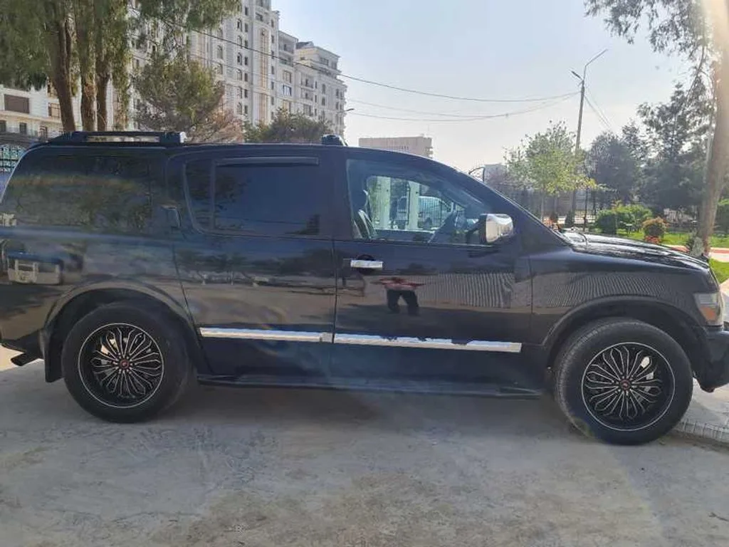 Infiniti QX