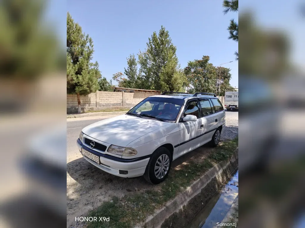 Opel Astra F