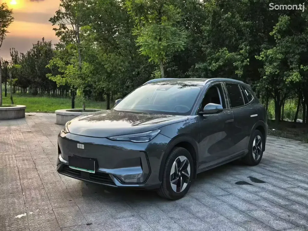 Geely Galaxy E5