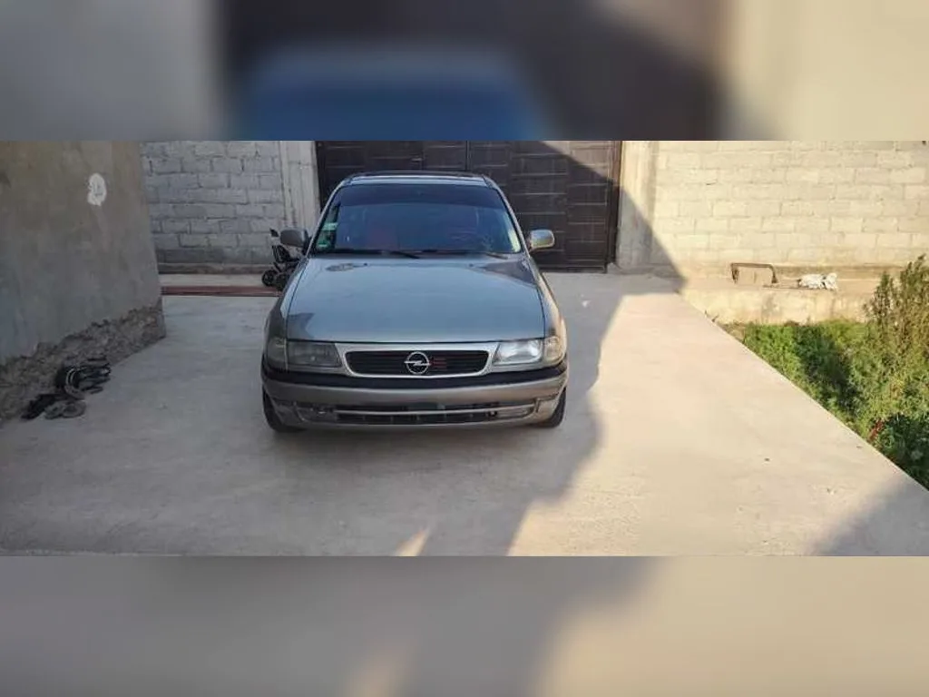 Opel Astra F