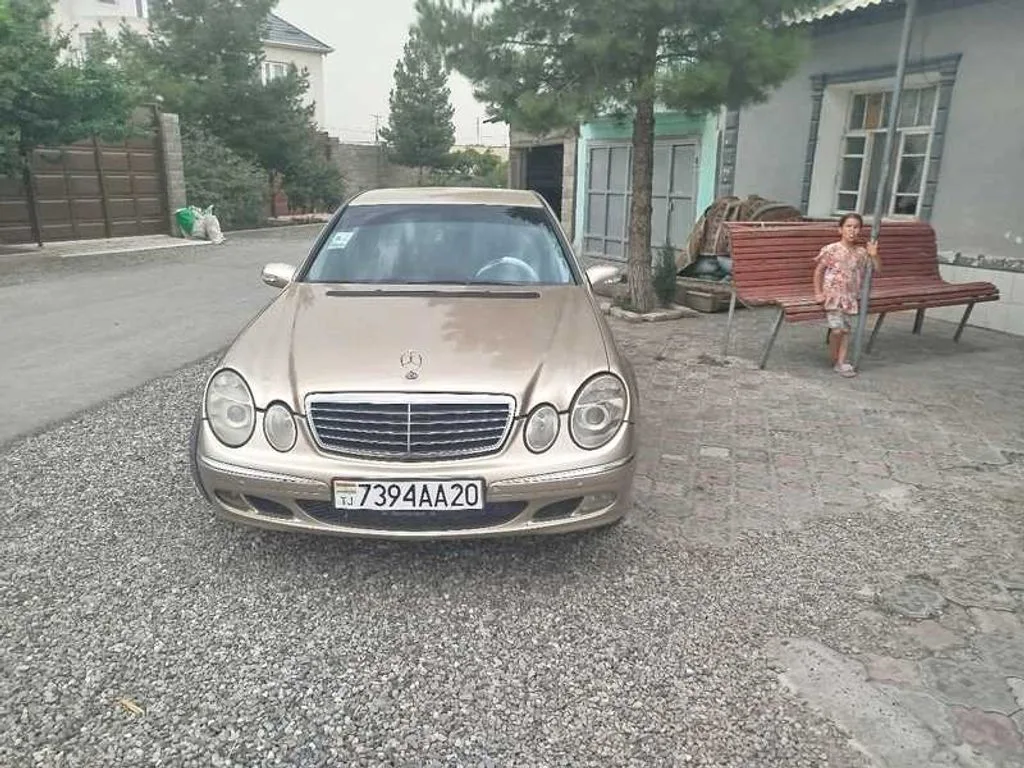 Mercedes-Benz E-Class