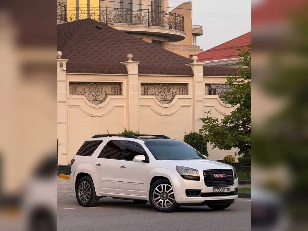 GMC Acadia