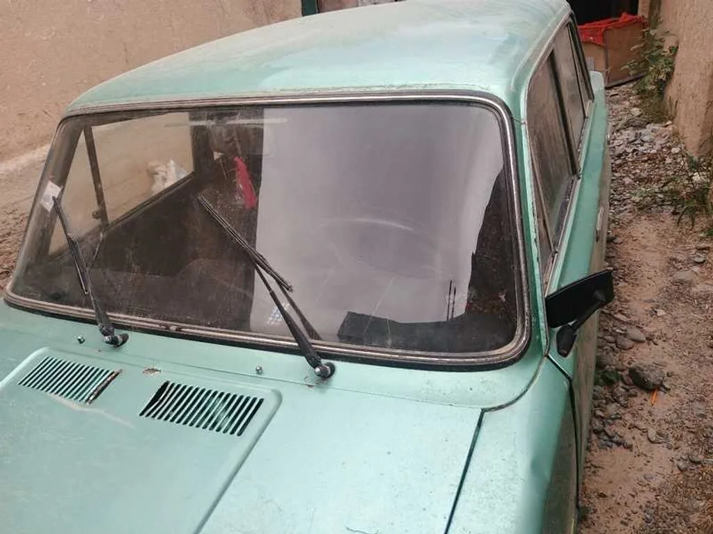 Lada 2106