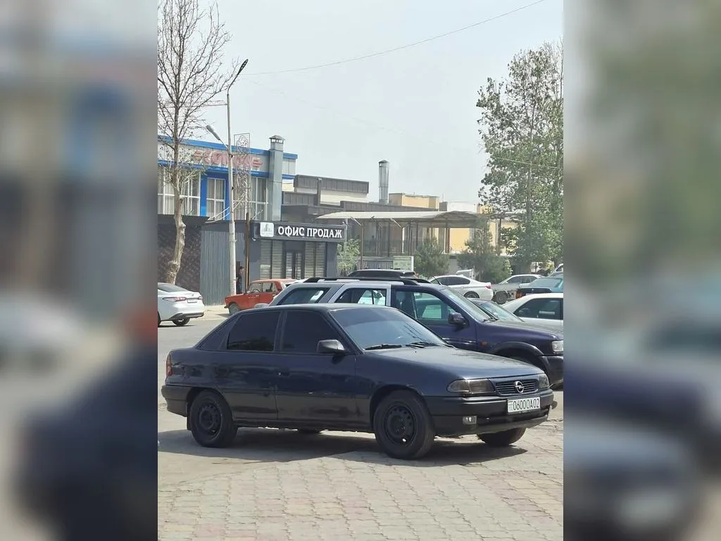 Opel Astra F