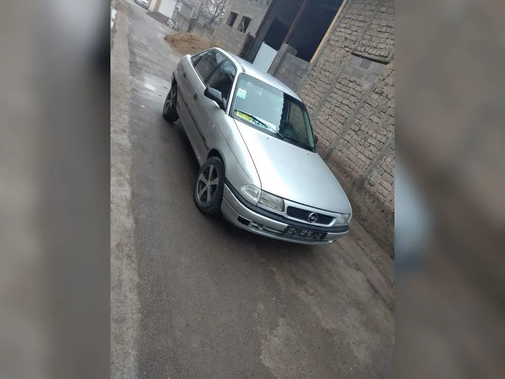 Opel Astra F