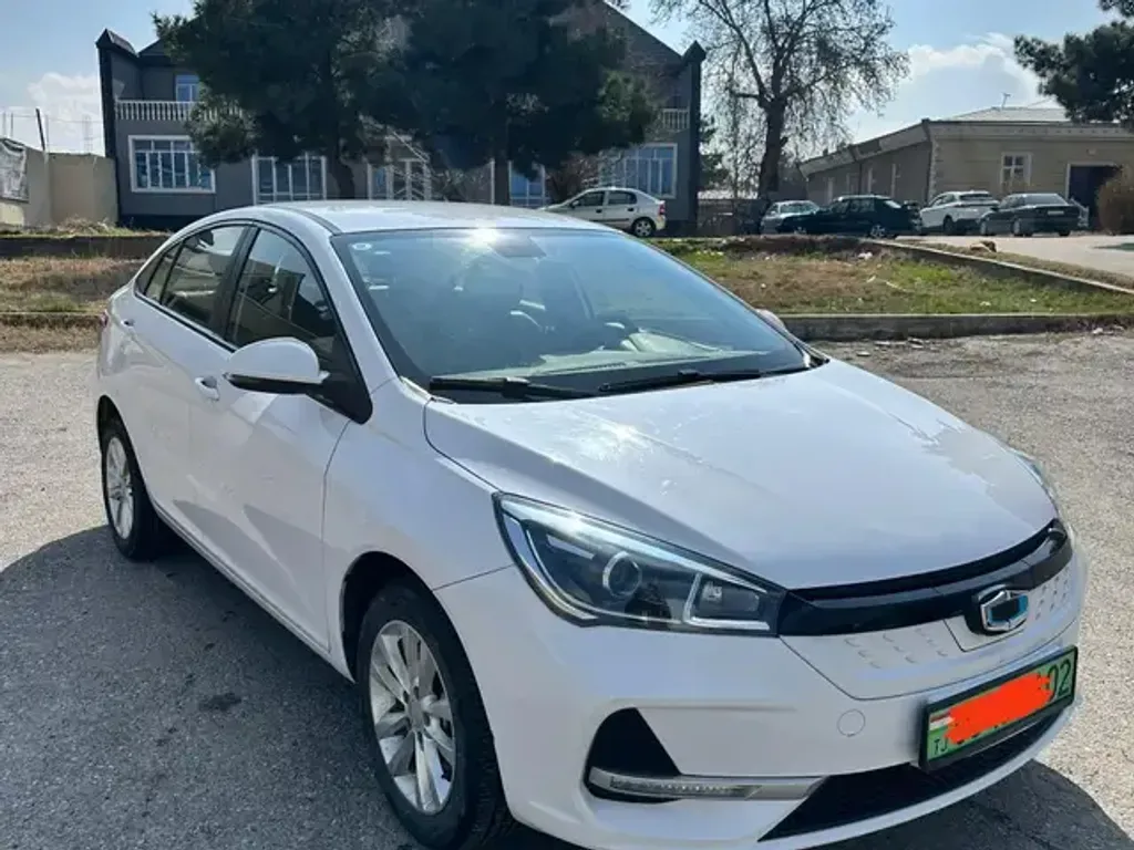 Chery Arrizo 5