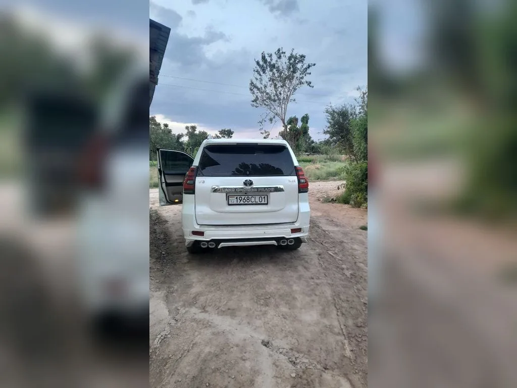 Toyota Land Cruiser Prado