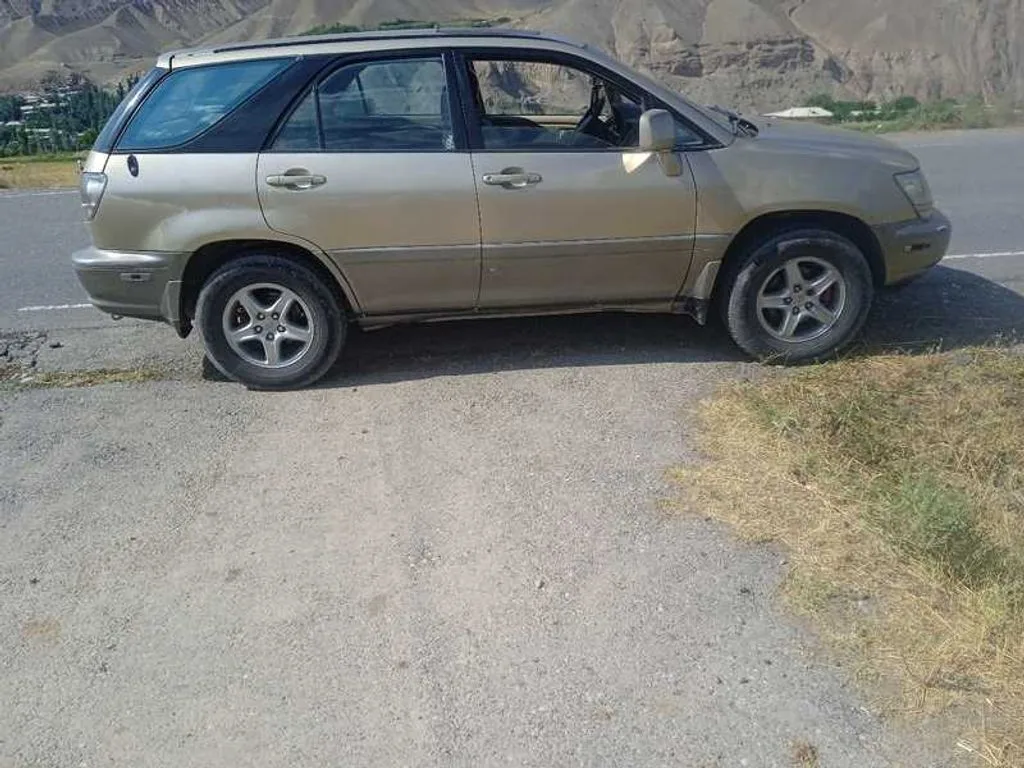 Lexus RX