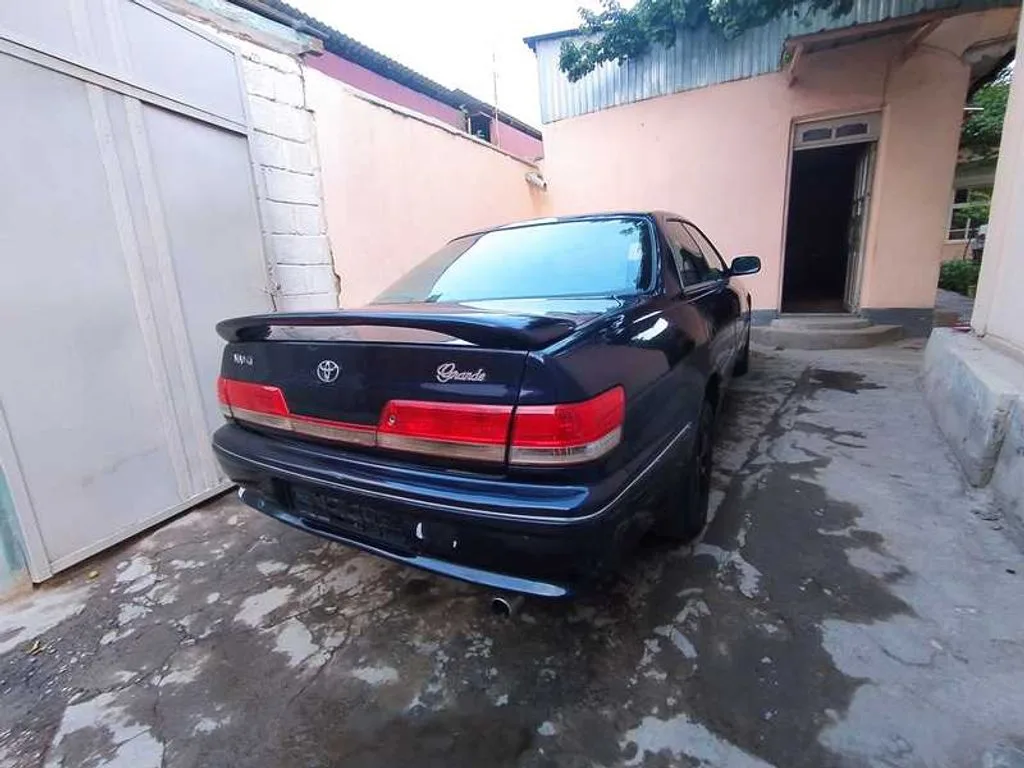 Toyota Mark II