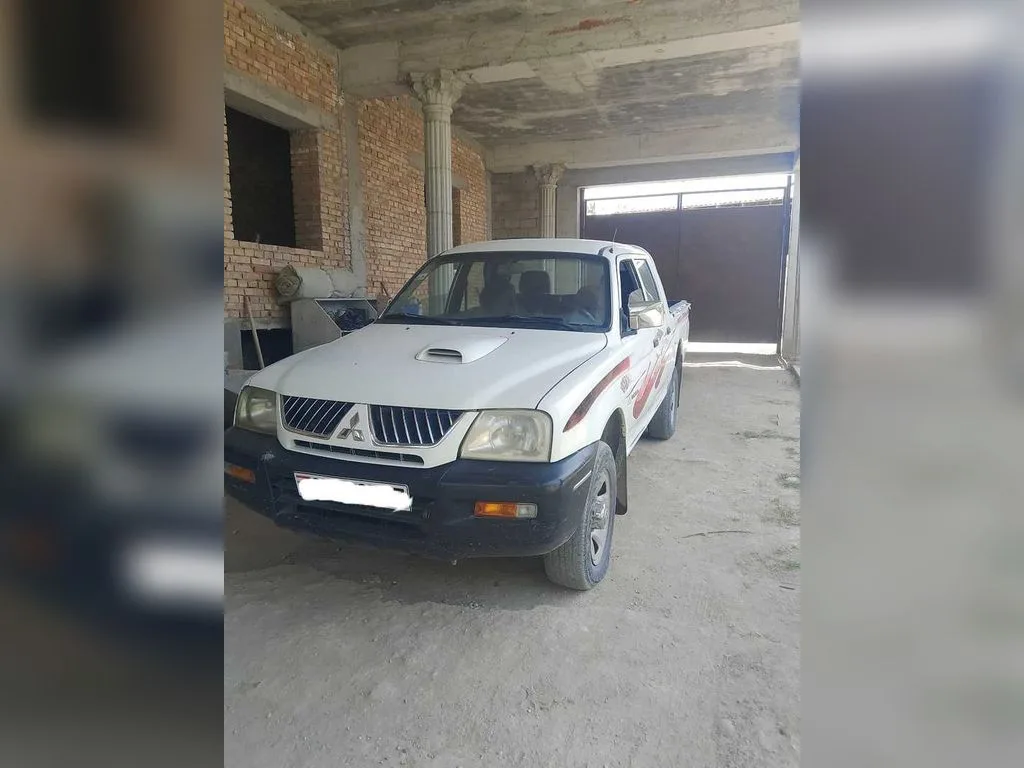 Mitsubishi L200