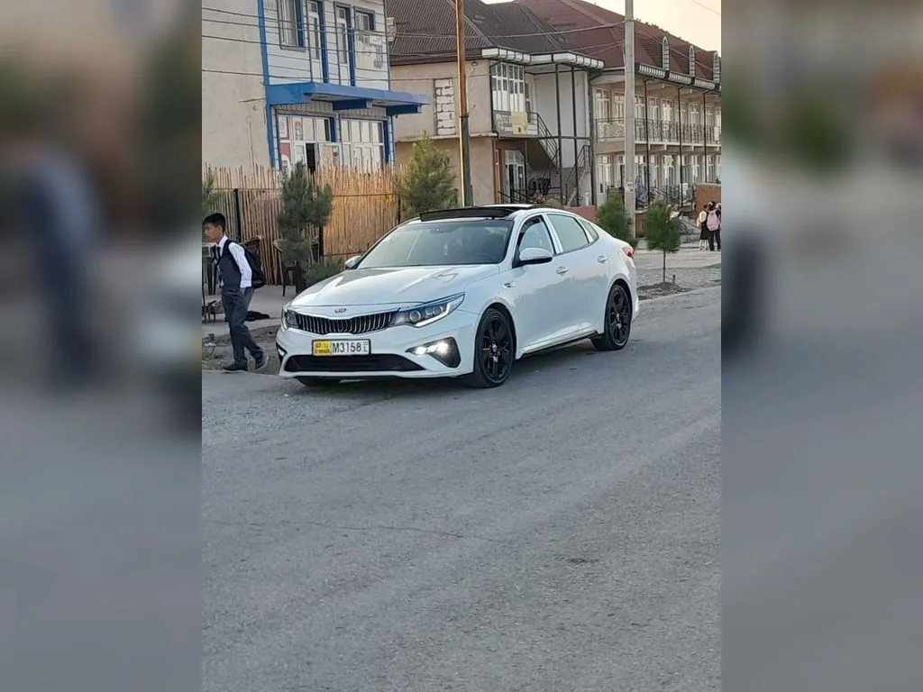 Kia K5