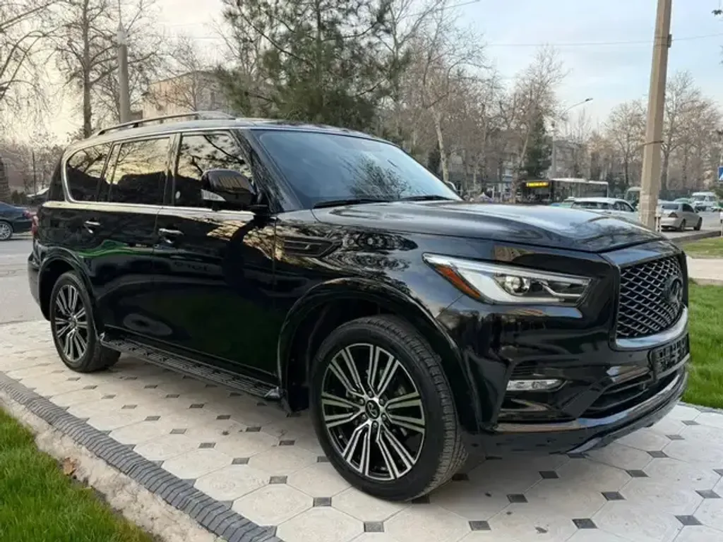 Infiniti QX