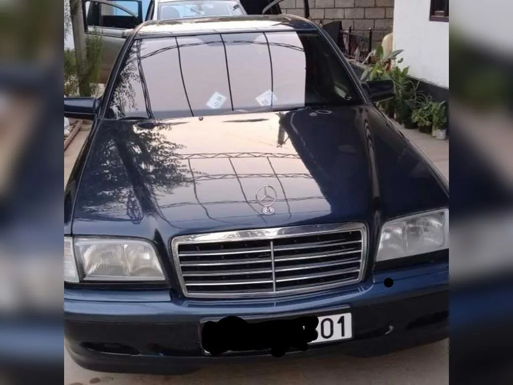 Mercedes-Benz C-Class