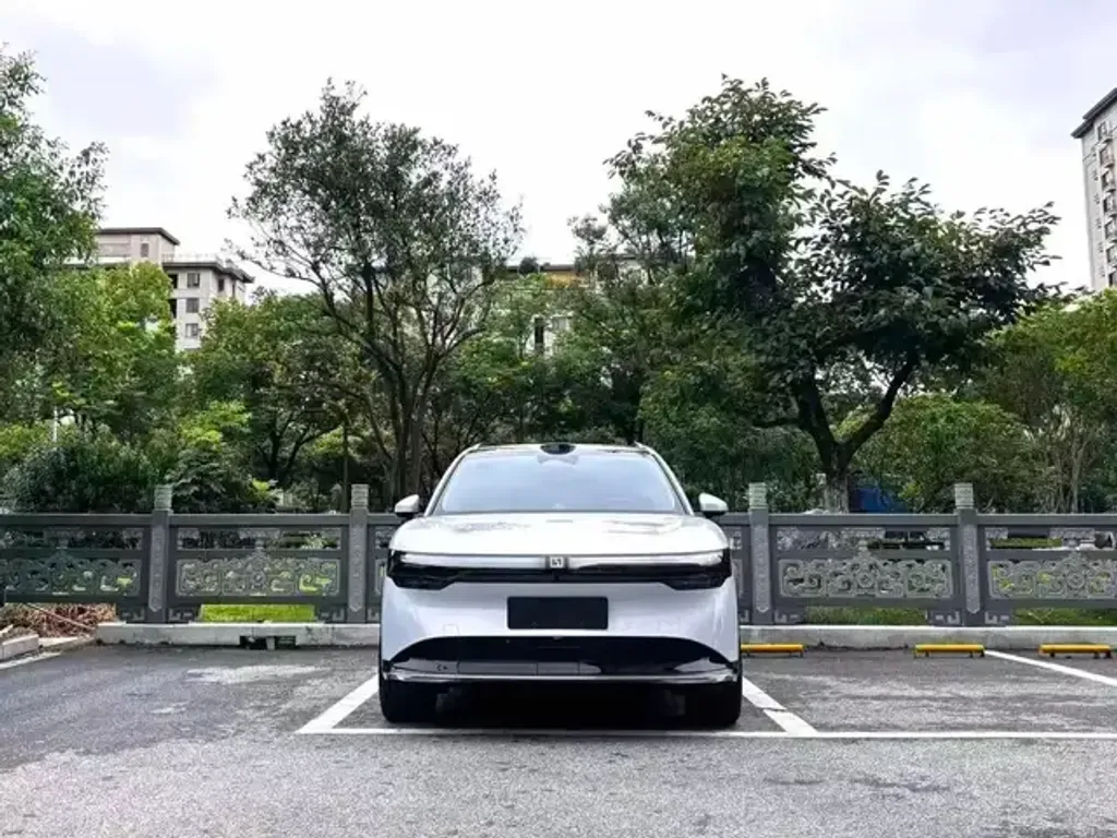 Zeekr 7X
