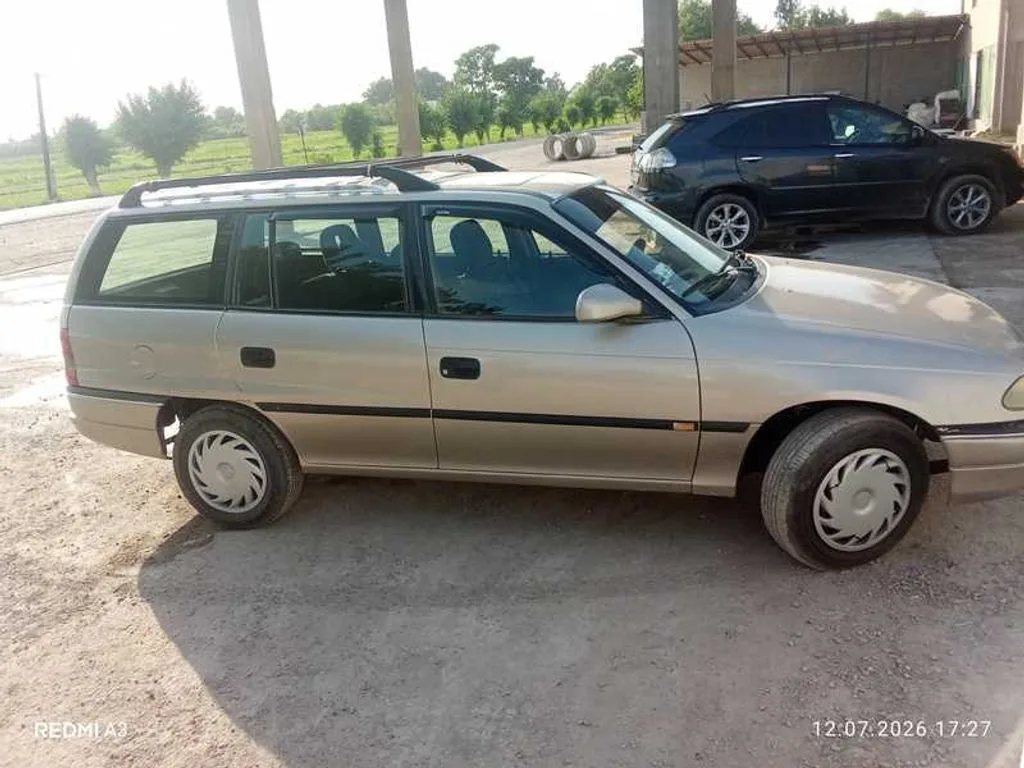 Opel Astra F