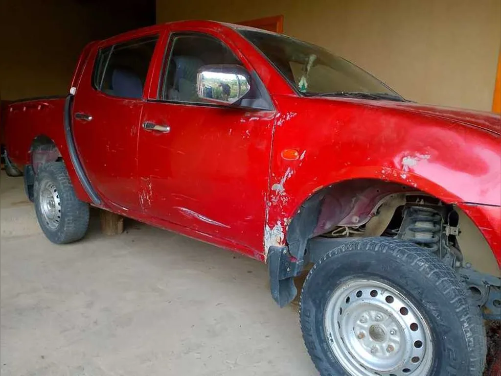 Mitsubishi L200