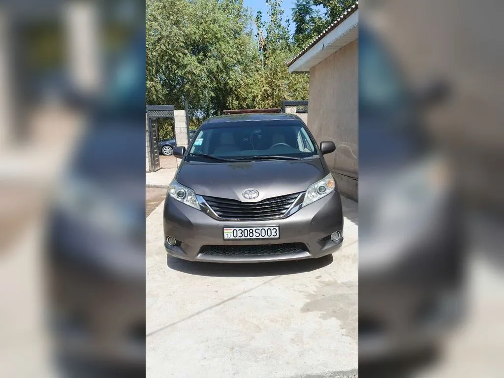 Toyota Sienna