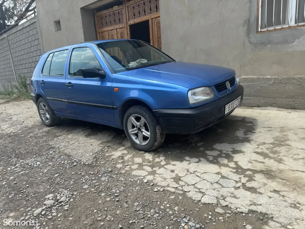 Volkswagen Golf