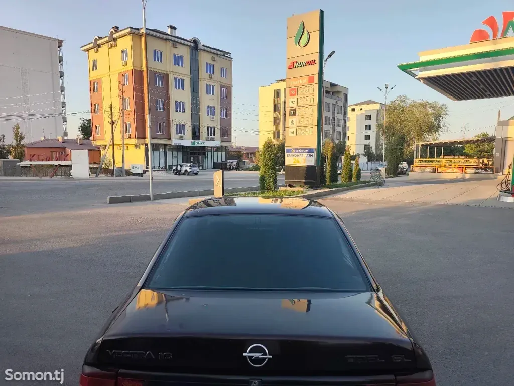 Opel Vectra A