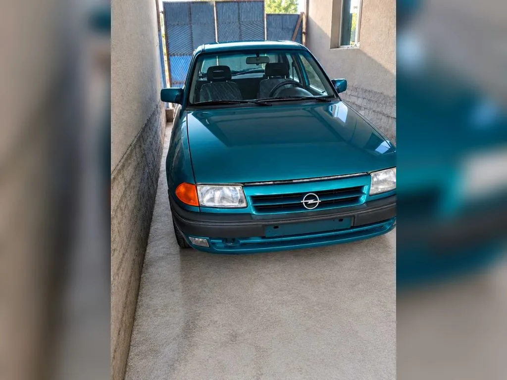 Opel Astra F
