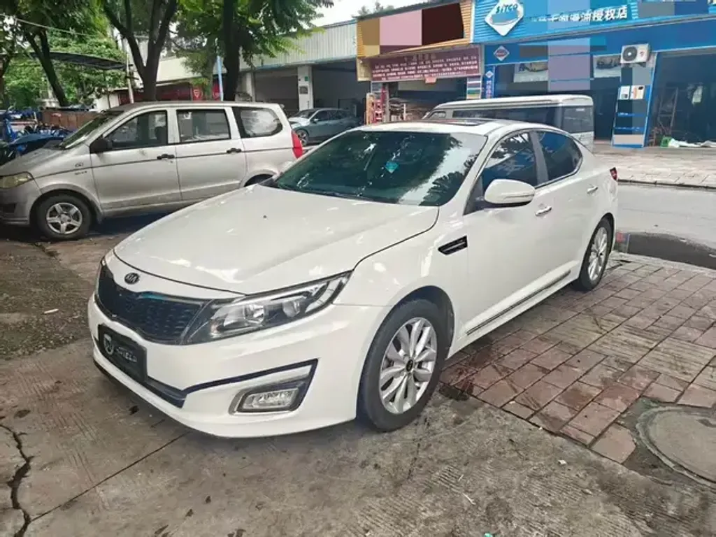 Kia K5