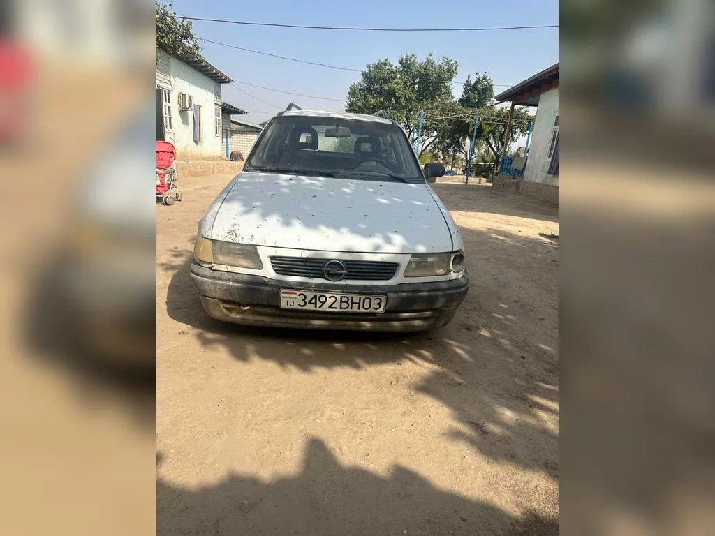 Opel Astra F