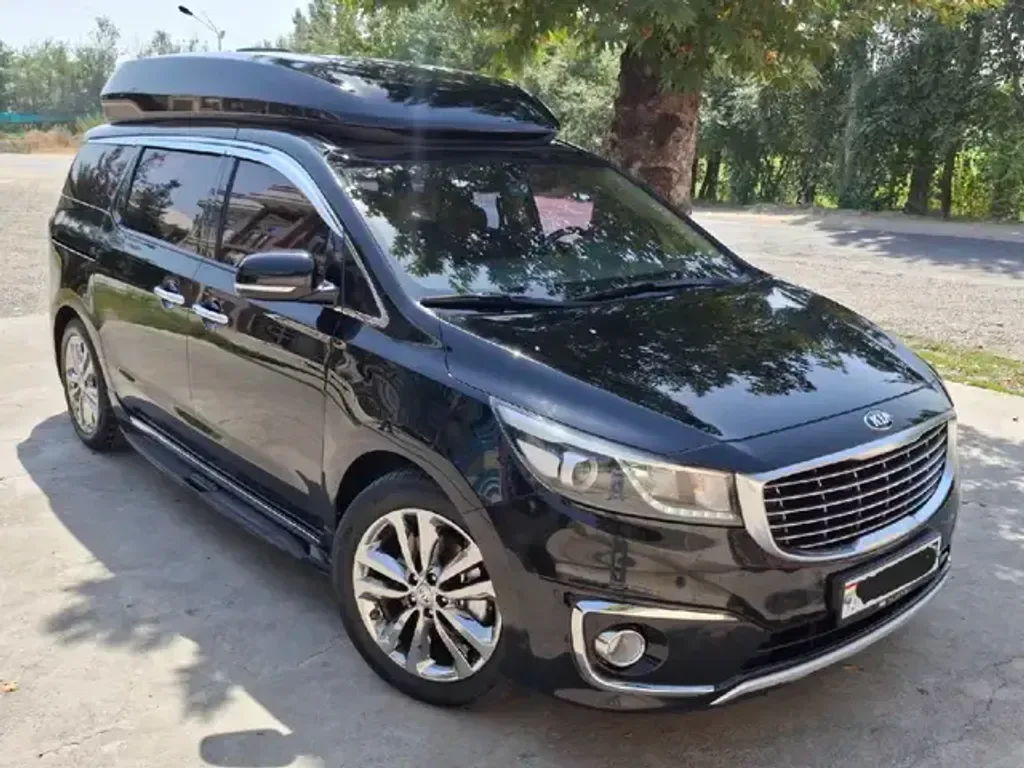 Kia Carnival