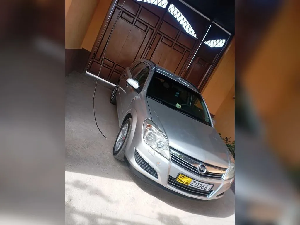 Opel Astra H