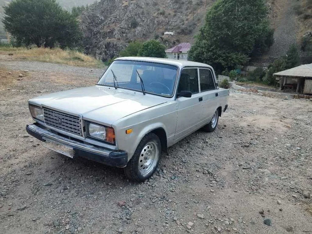 Lada 2107