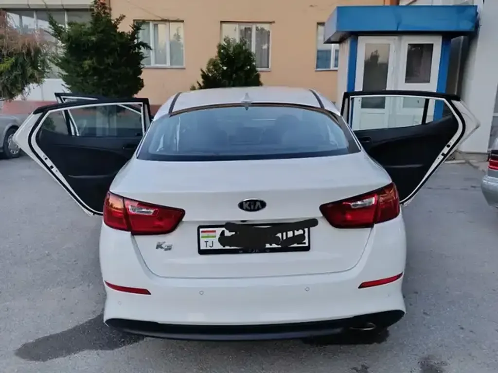 Kia K5