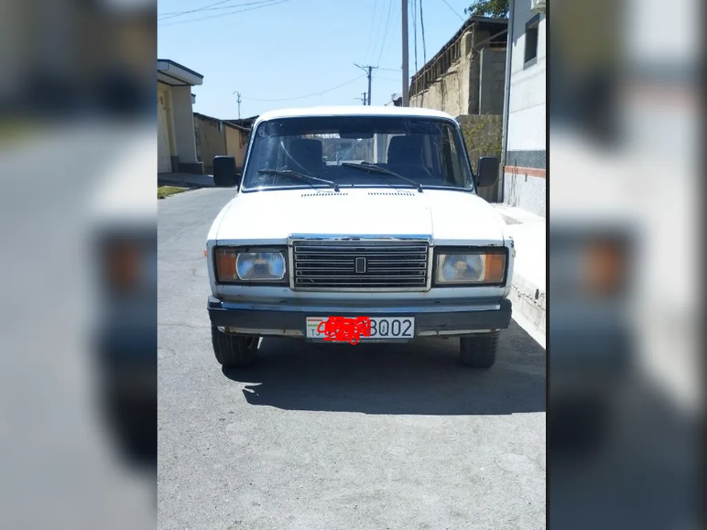 Lada 2104