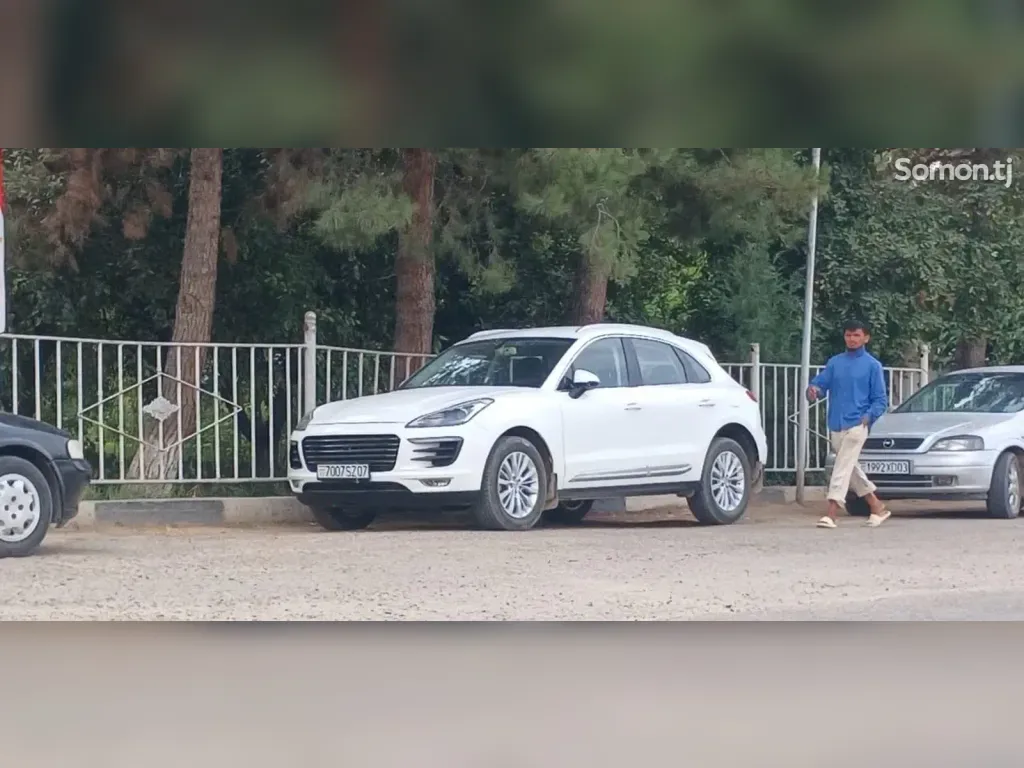 Zotye SR7