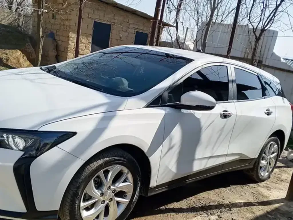 Buick Velite 6