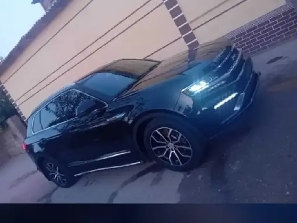 Zotye Domy X7