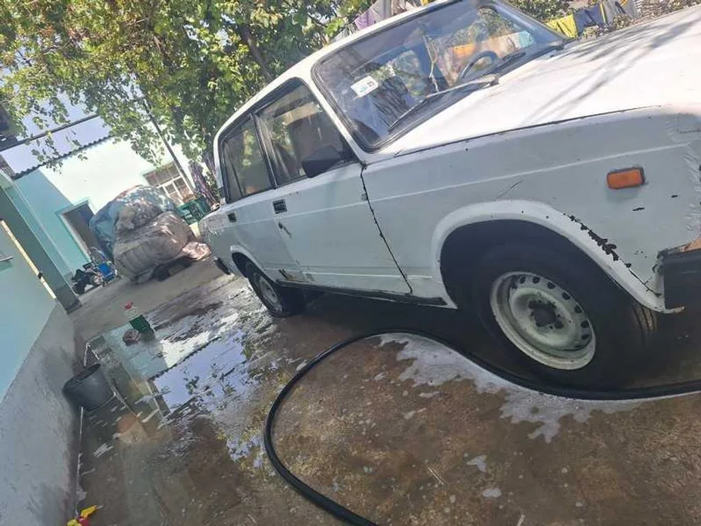 Lada 2107