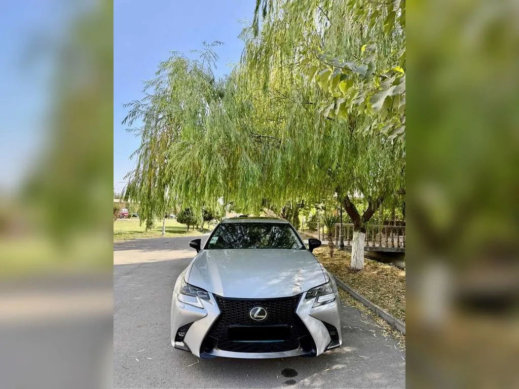 Lexus GS