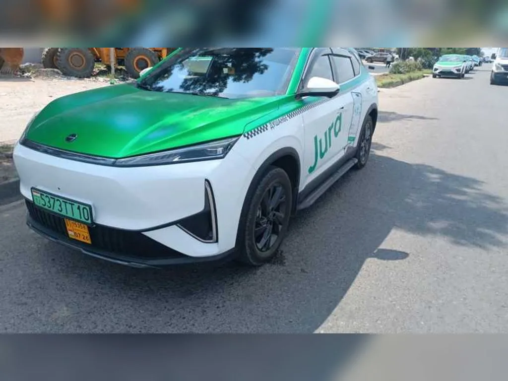 Dongfeng L7