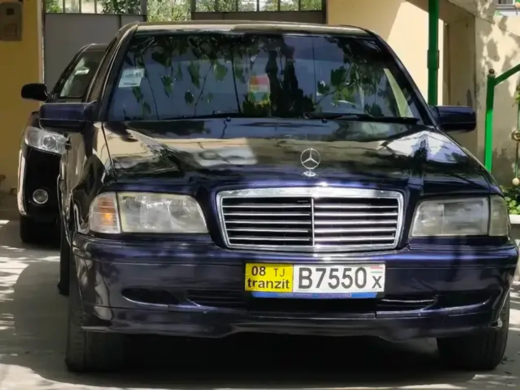 Mercedes-Benz benz-c-class