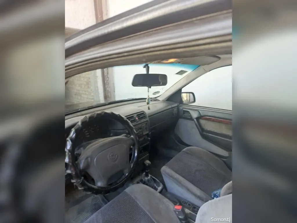 Opel Vectra A