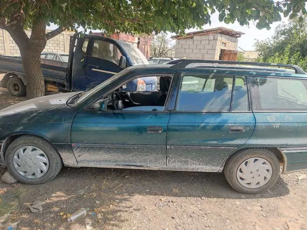 Opel Astra F