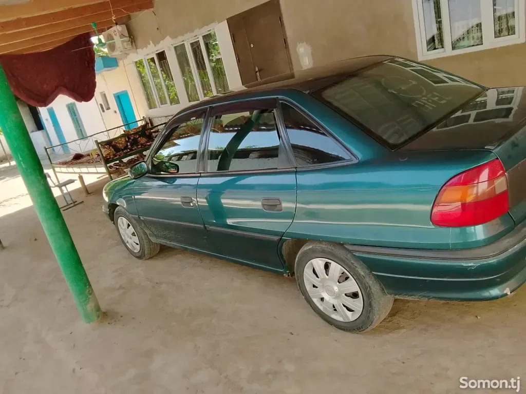 Opel Astra F